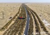 大国工程看新疆·天山观察丨阳光“养绿”首条零碳沙漠公路